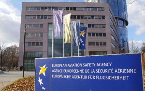 La Comisión de transporte de la UE refuerza el Reglamento de Base de la EASA. 