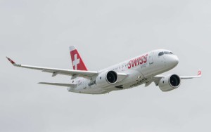 El CS100 se paseó ayer por los cielos suizos. 