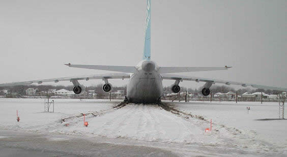 Antonov 124-100. FOTO: Transportation Safety Borrad of Canada 
