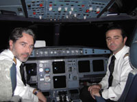 Enrique López-Amor (Cte) y Juan Carlos Granados (Piloto). 
